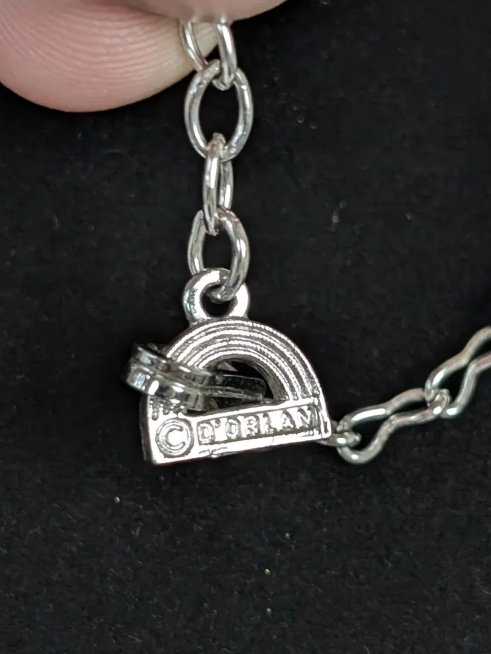 D'Orlan Silver Tone Chain Necklace - Picture 4 of 5